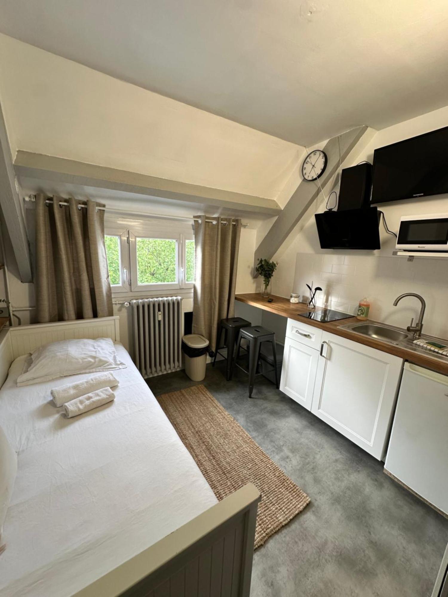Studio Proche Commodite Et Gare . Centre Ville 캉 외부 사진